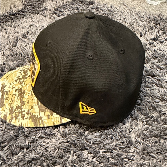 New Era 59Fifty Pittsburgh Steelers 2021 Salute to Service hat sz 7 3/8 - Picture 3 of 7